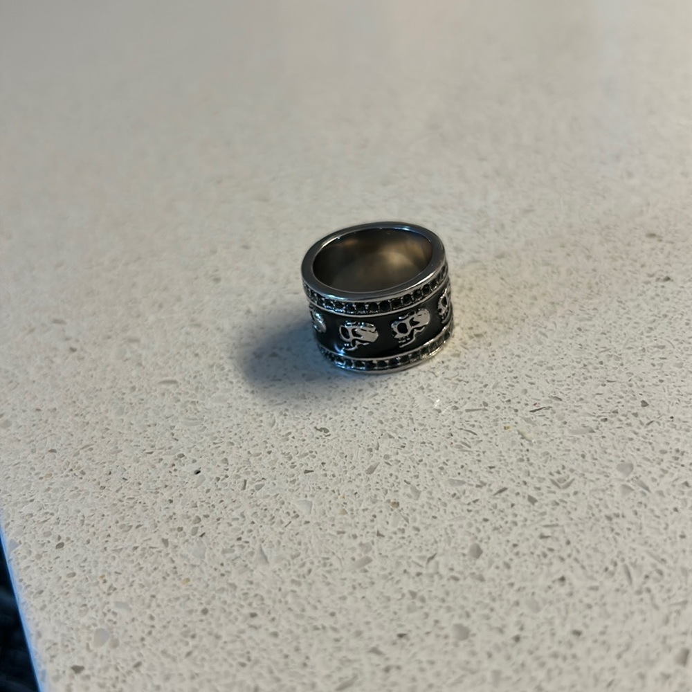 Steel Silver Skull Ring With Black Detail Sz 7